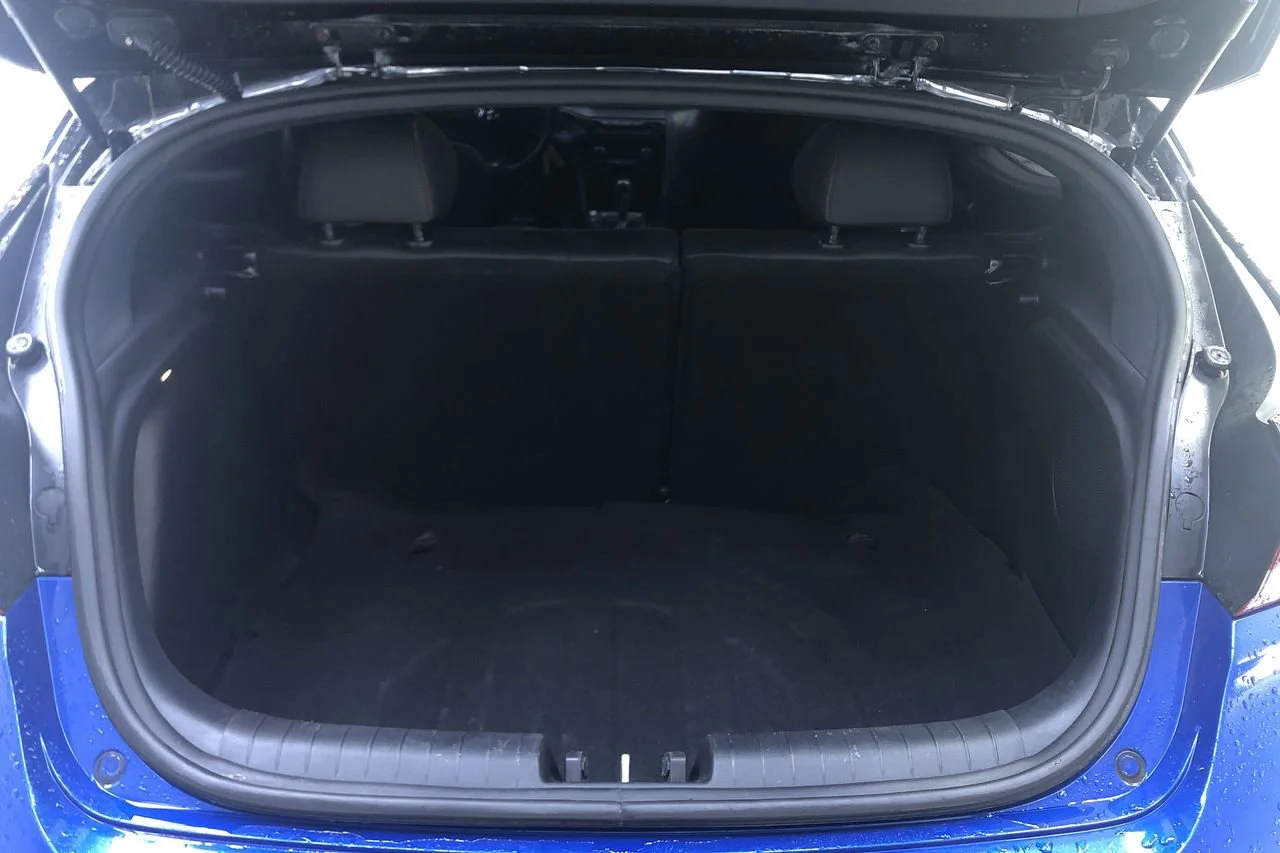 Used 2020 Pacific Blue Hyundai Turbo image 28
