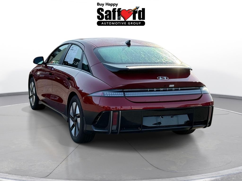 Certified Used 2024 Red Hyundai SE image 5