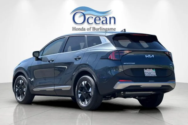 Used 2026 Gravity Gray Kia LX image 6