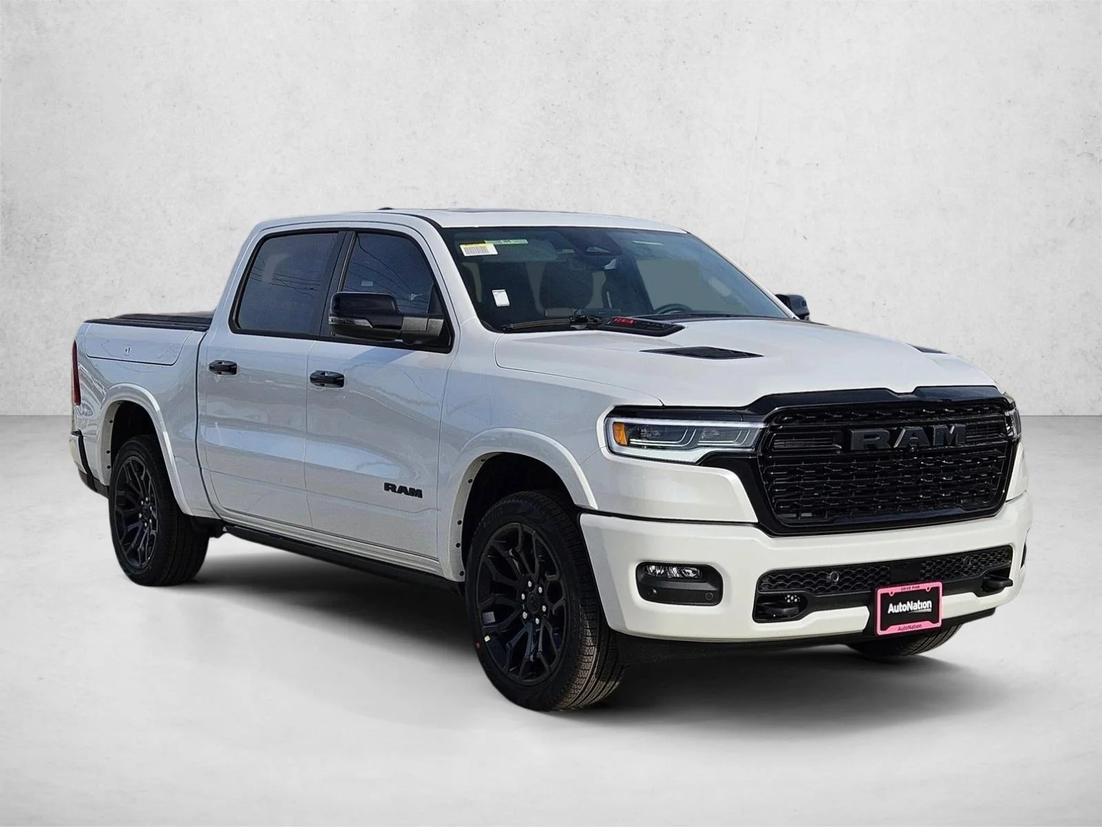 New 2026 Ivory White Tri-Coat Pearl-Coat Exterior Paint RAM Limited image 7
