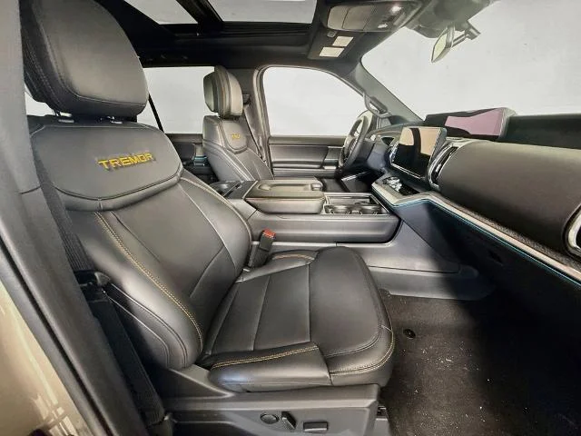 New 2026 Marsh Gray Ford Tremor® image 66