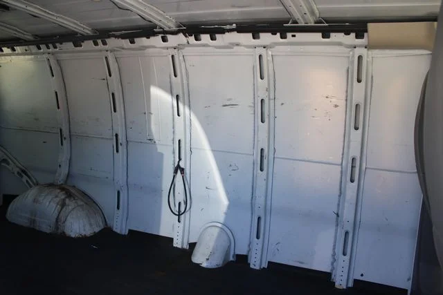 Used 2018 White GMC Work Van image 22