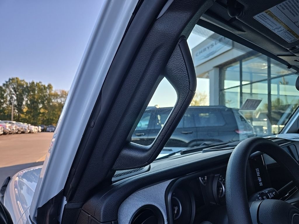 2026 Jeep Wrangler 2-Door Sport - Photo 38