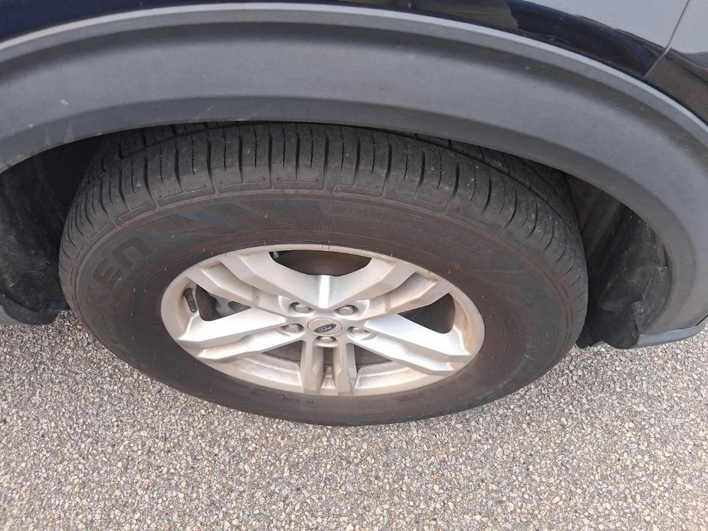 Used 2022 Black Ford XLT image 7