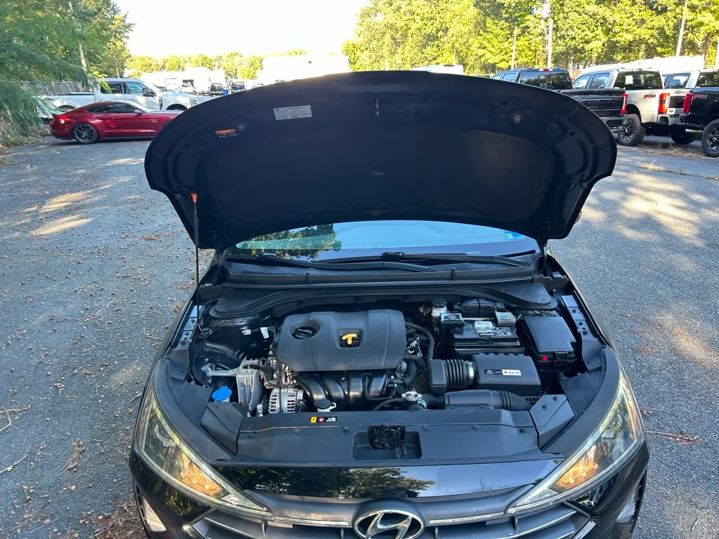 Used 2019 Black Hyundai Value Edition image 13