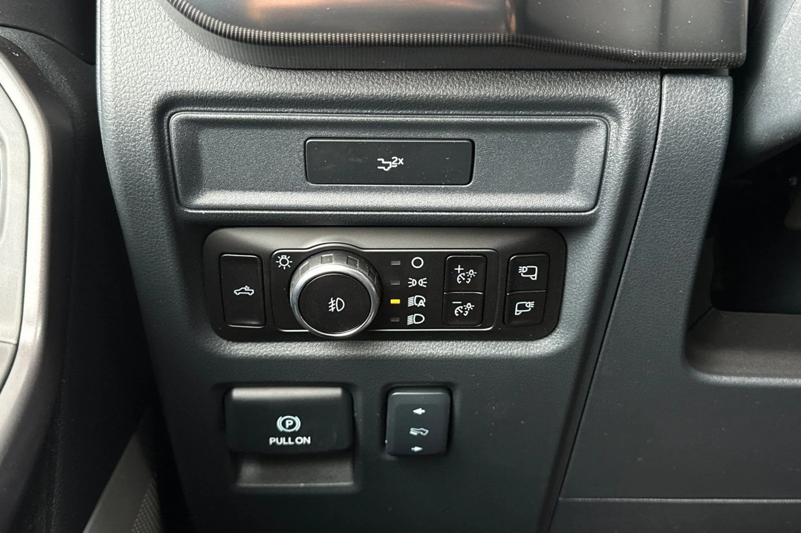 New 2026 Agate Black Metallic Ford Lariat® image 26