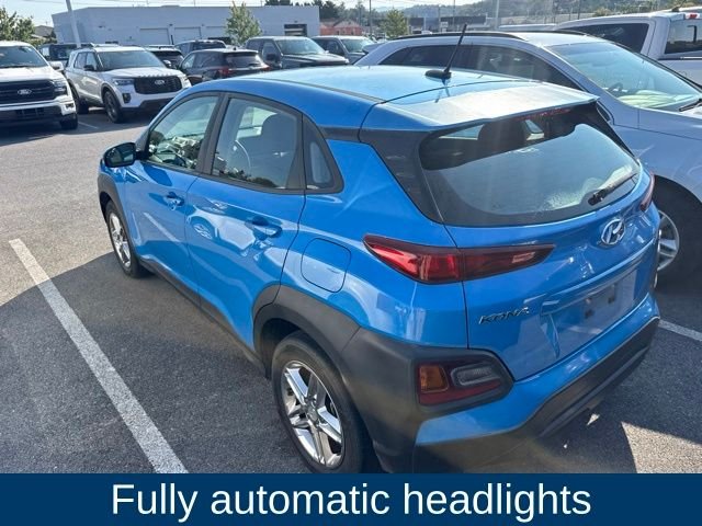 Used 2019 Blue Hyundai SE image 11