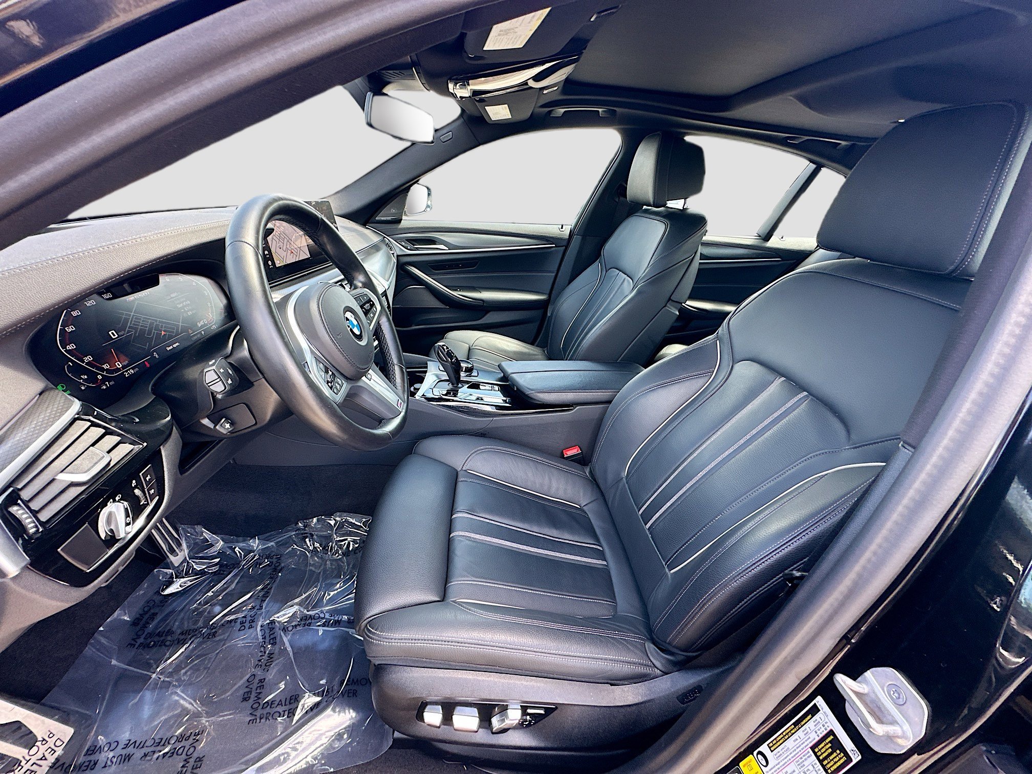 Used 2023 Black Sapphire Metallic BMW M550i xDrive image 18