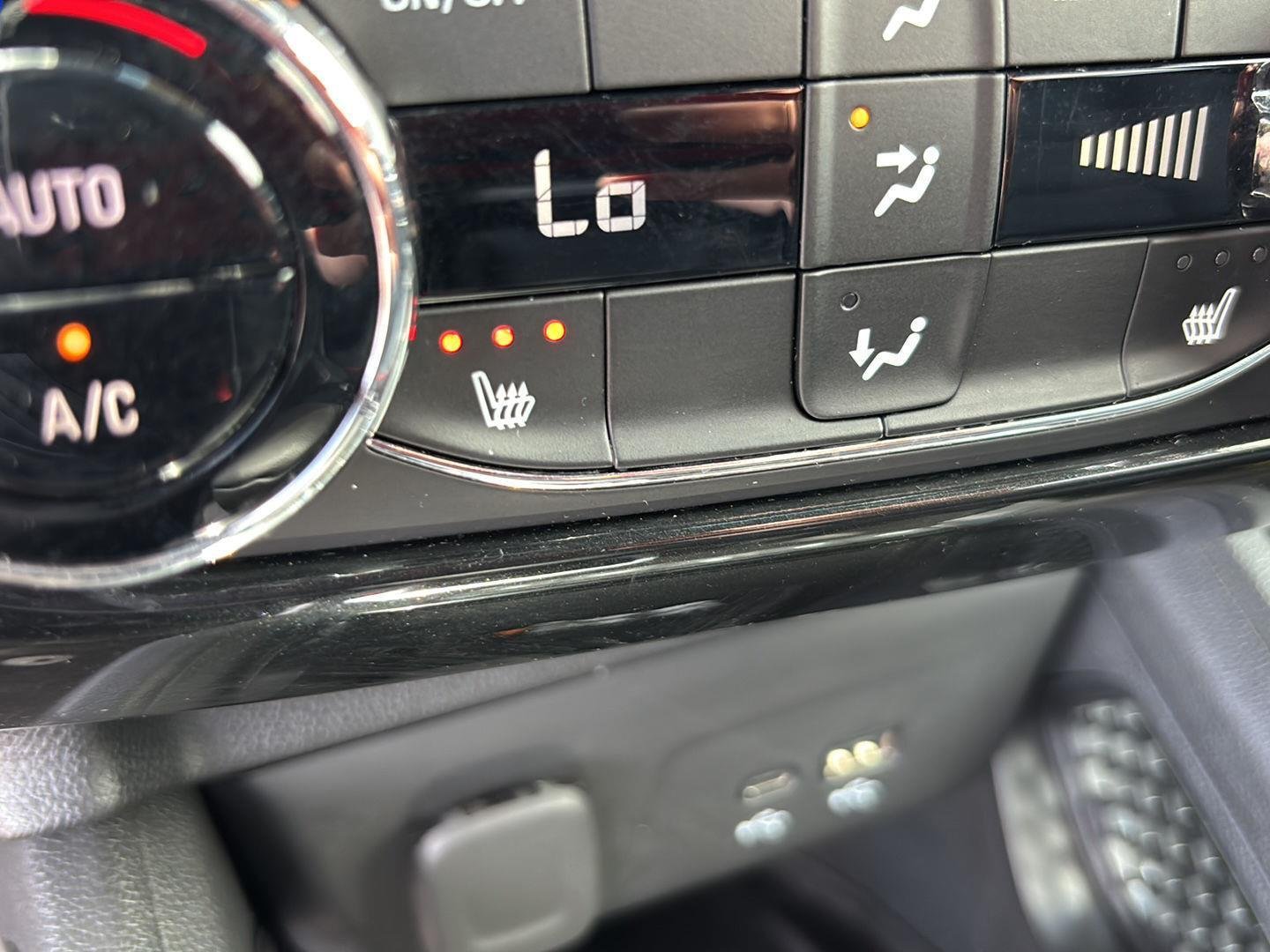 Used 2024 Summit White Chevrolet RS image 28