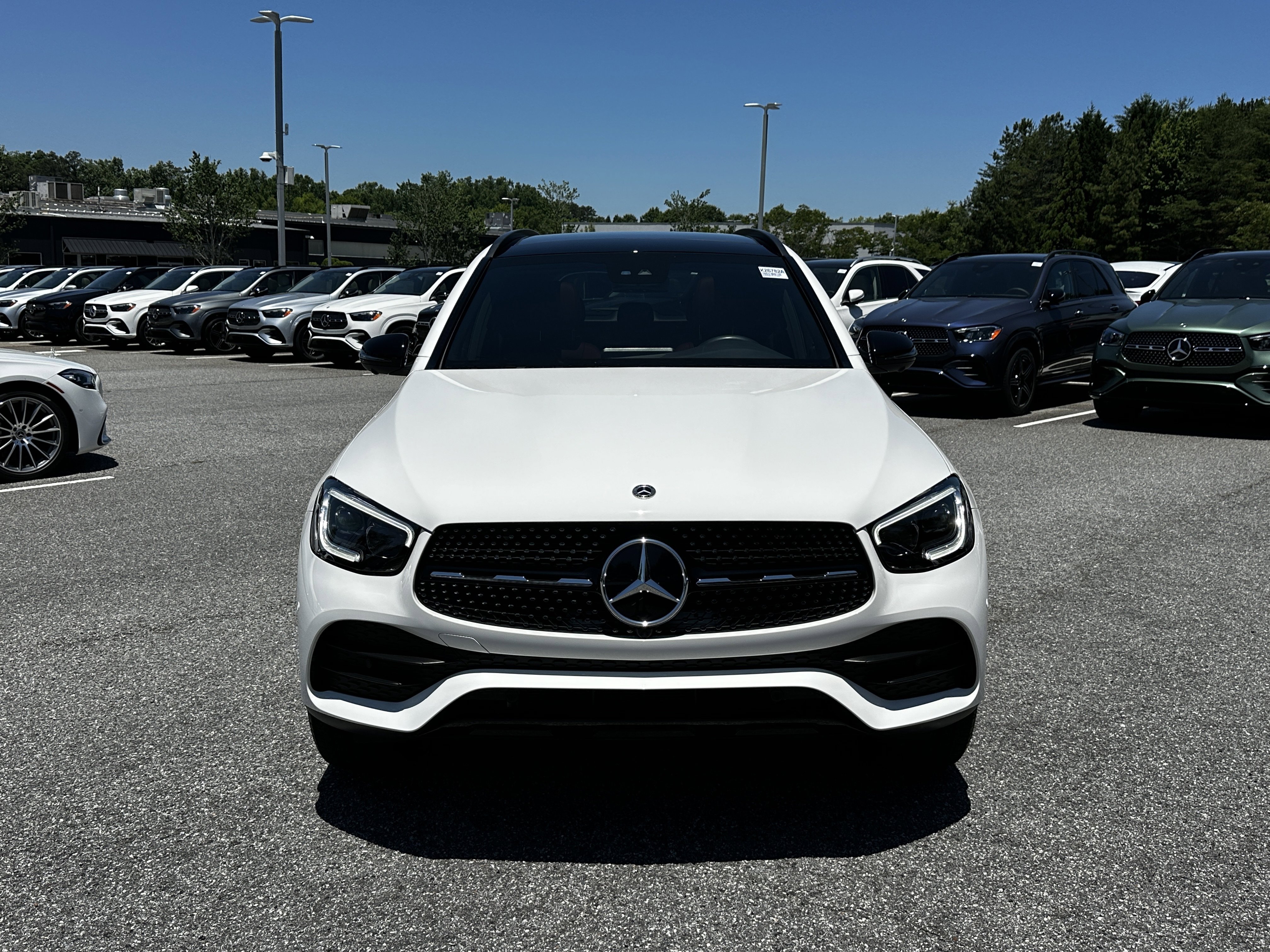 Certified Used 2022 White Mercedes-Benz GLC 300 image 3