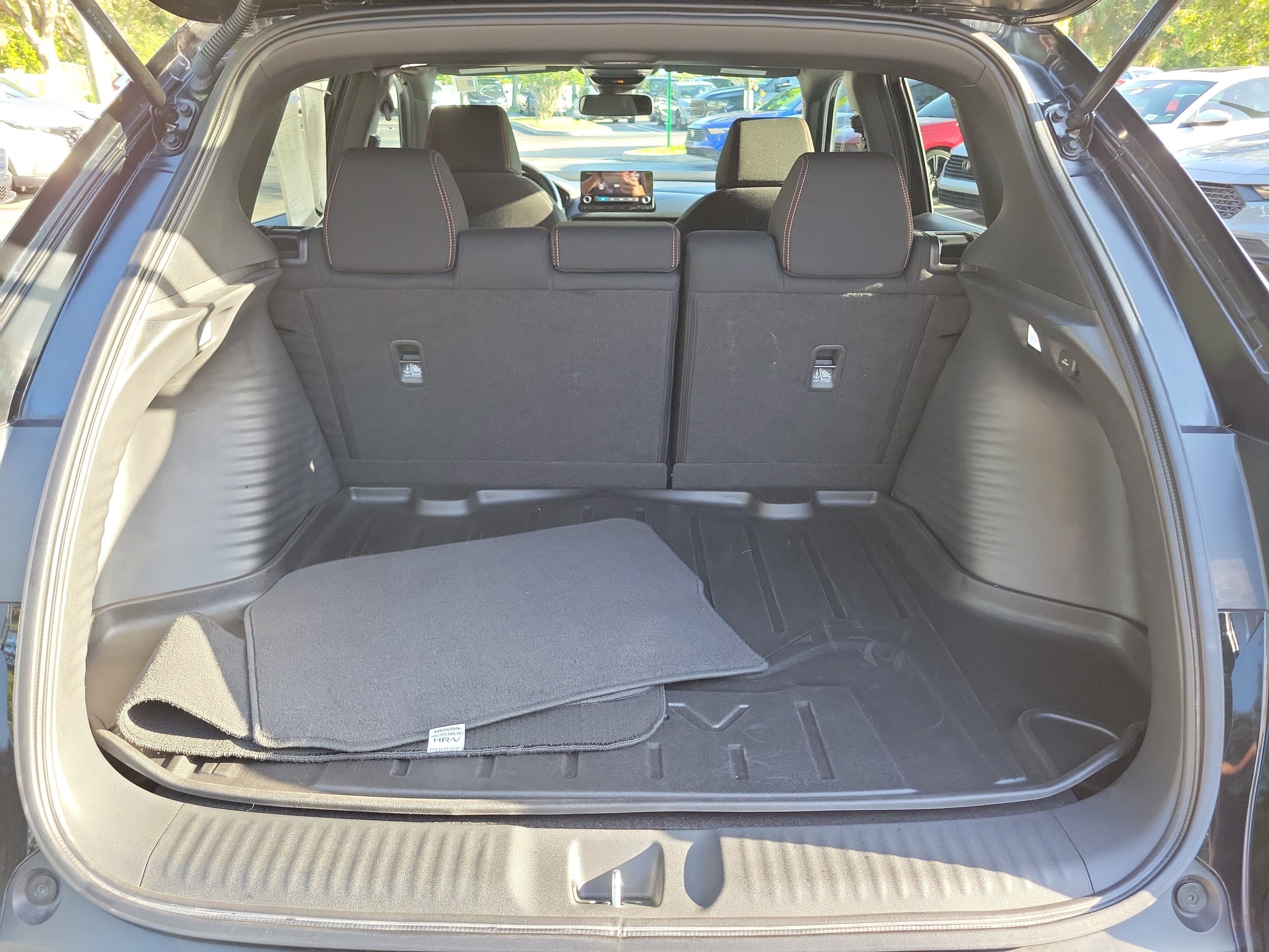 2025 Honda HR-V Sport - Photo 39
