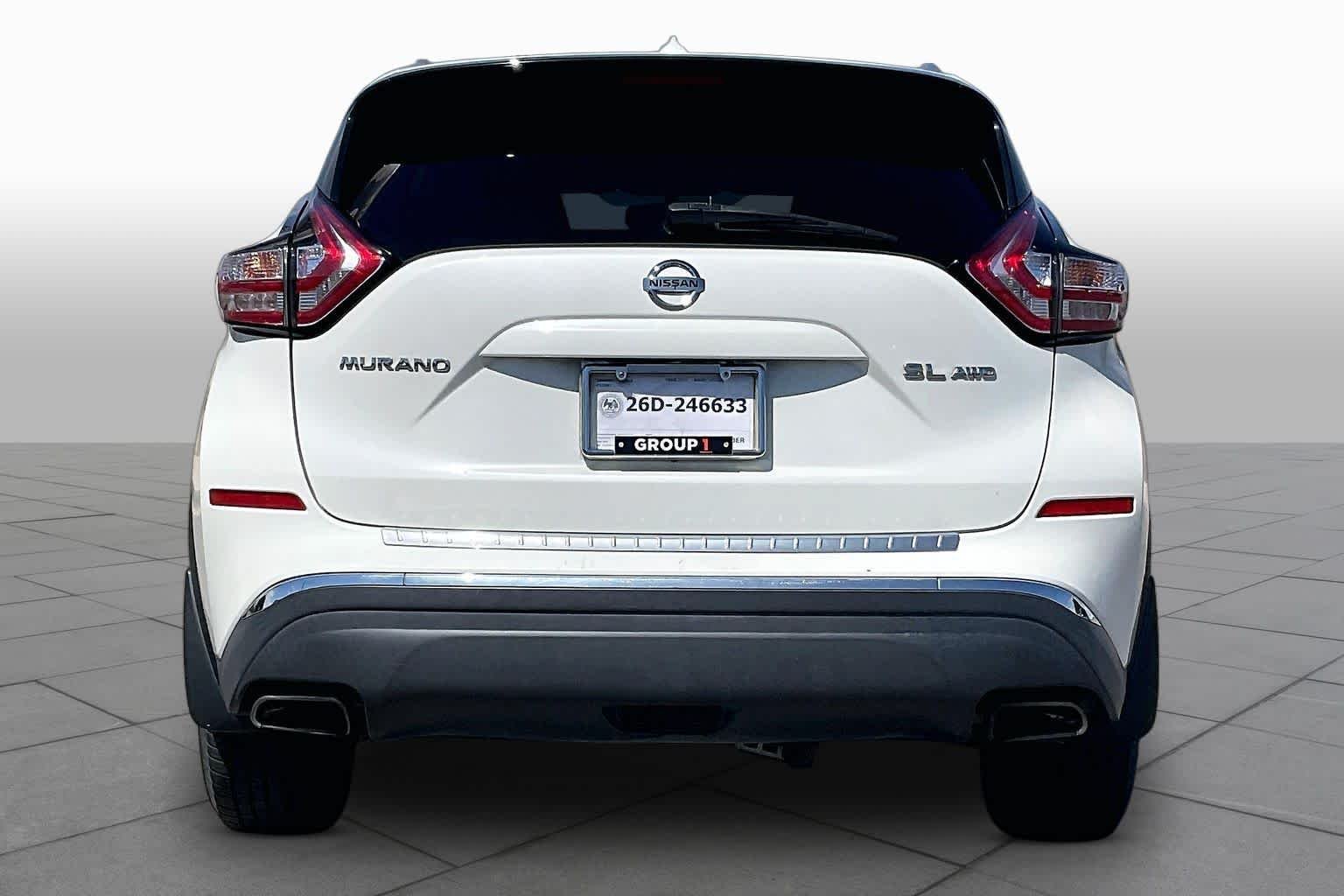 Used 2015 Pearl White Nissan SL image 5