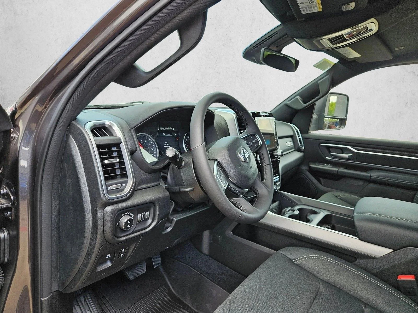 New 2026 Granite Crystal Metallic Clearcoat Ram Lone Star image 4