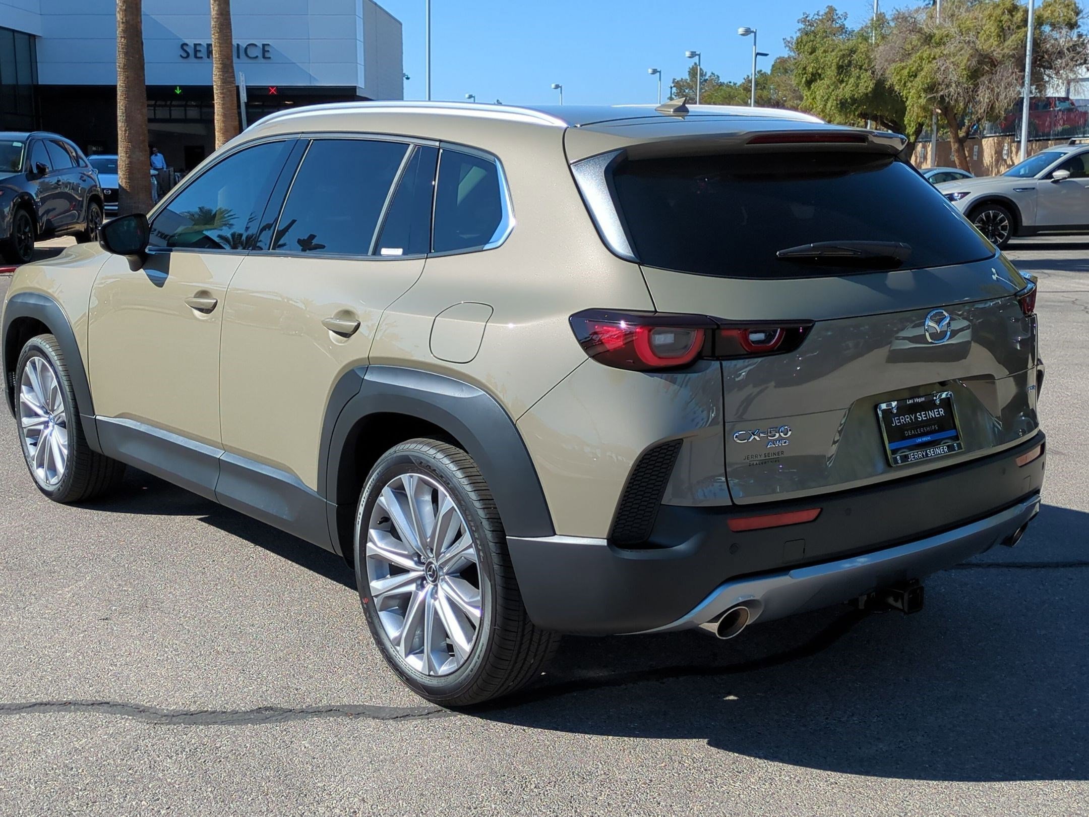 2026 Mazda CX-50 Premium Plus - Photo 11