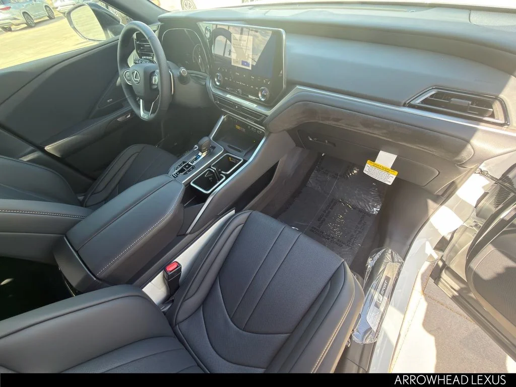 New 2026  Lexus 350 F SPORT Handling image 11