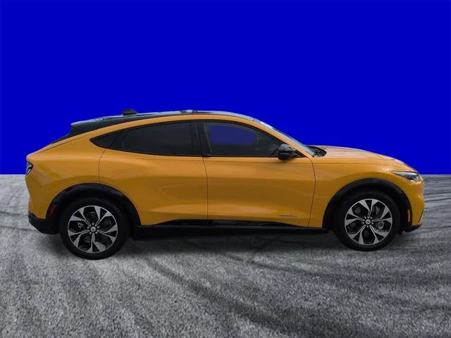Certified Used 2023 Cyber Orange Metallic Tricoat Ford Premium image 3