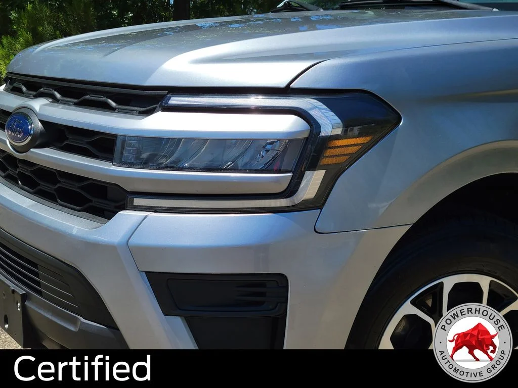 Used 2023 Silver Ford XLT image 10