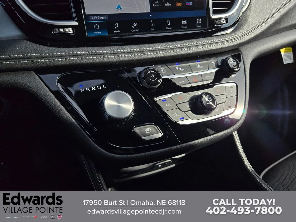 2026 Chrysler Pacifica Limited - Photo 22