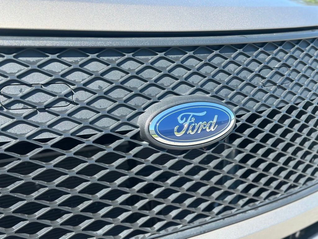 Used 2020 Beige Ford Base image 11
