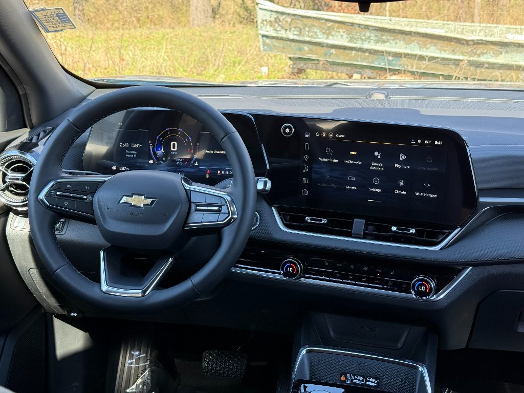 2026 Chevrolet Equinox LT - Photo 18