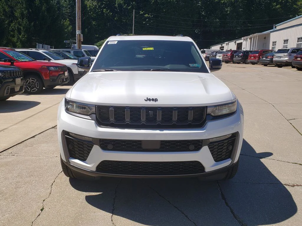 New 2026 Bright White Clearcoat Jeep 85th Anniversary Edition image 8