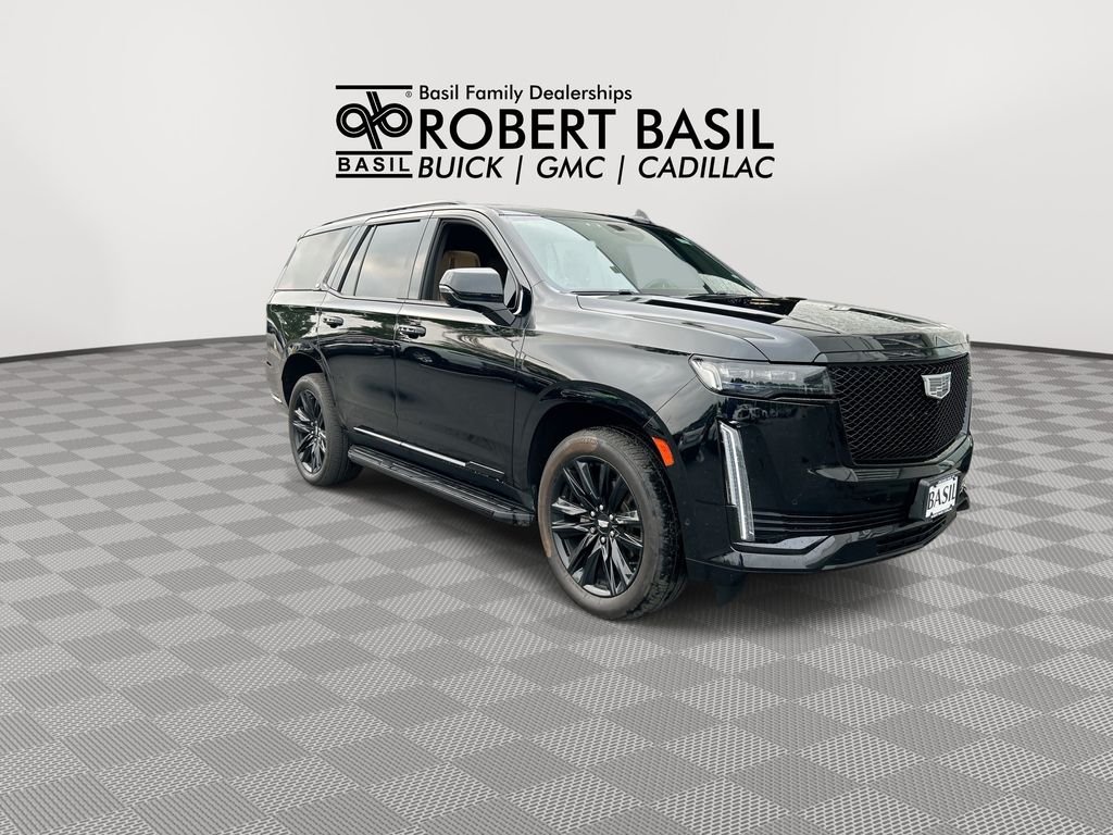 Used 2022 Black Cadillac Sport image 2