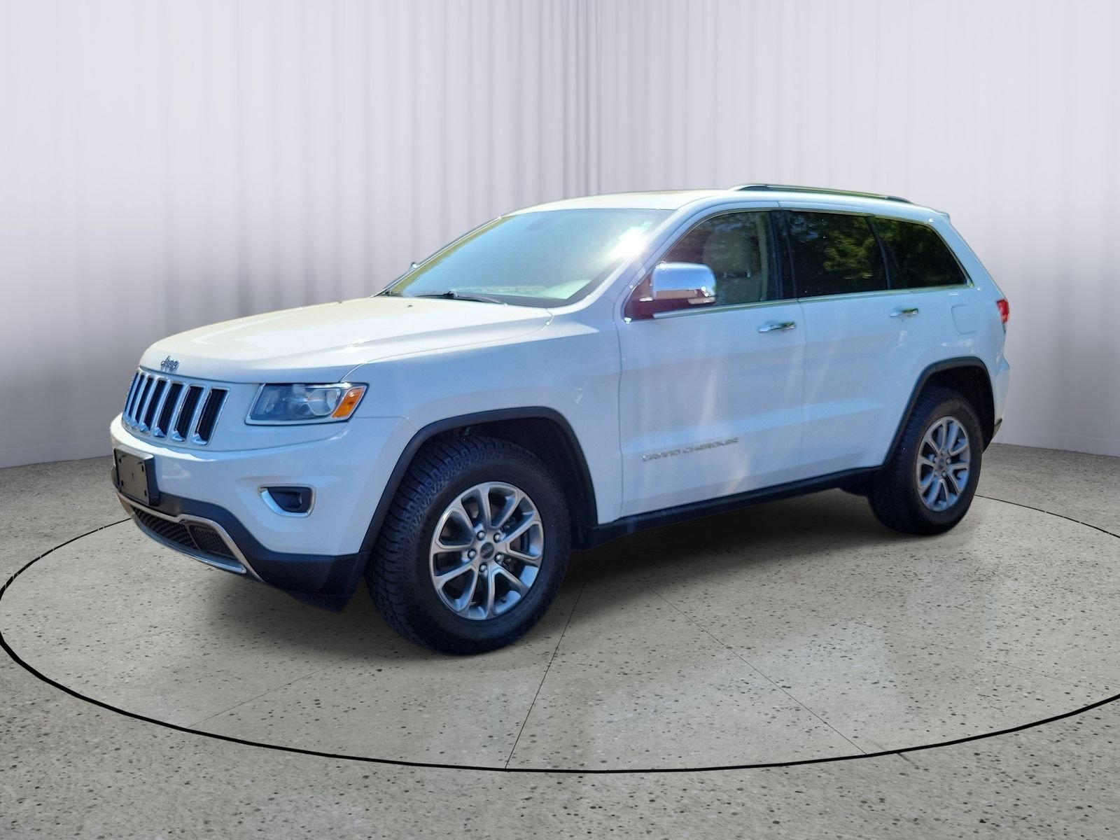 Used 2014 White Jeep Limited image 5