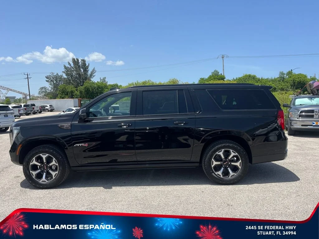 New 2026 Onyx Black GMC AT4 Ultimate image 4