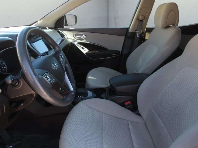 Used 2017 Marlin Blue Hyundai 2.4 Base image 14