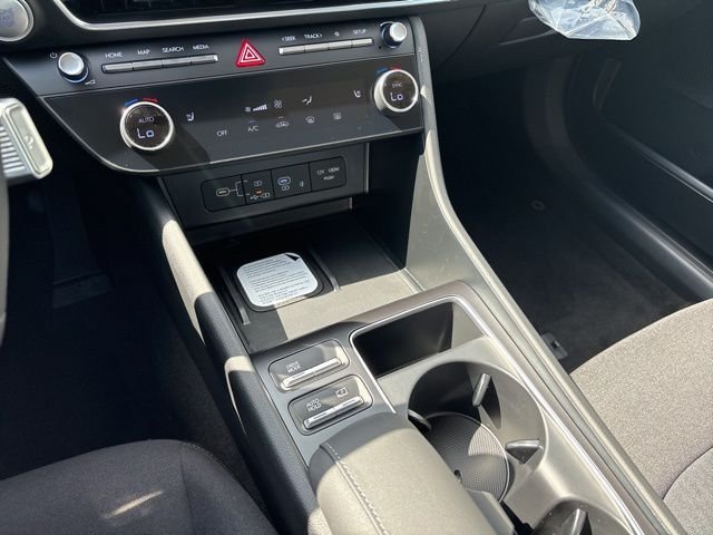 New 2026 Serenity White Hyundai SEL Sport image 26