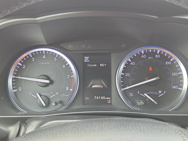 Used 2019 White Toyota XLE image 24