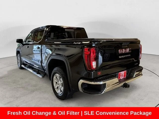 Used 2020 Onyx Black GMC SLE image 3