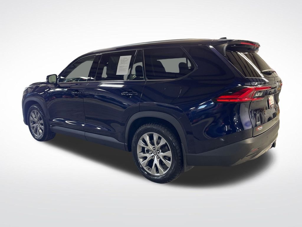 Used 2024  Toyota Limited image 3