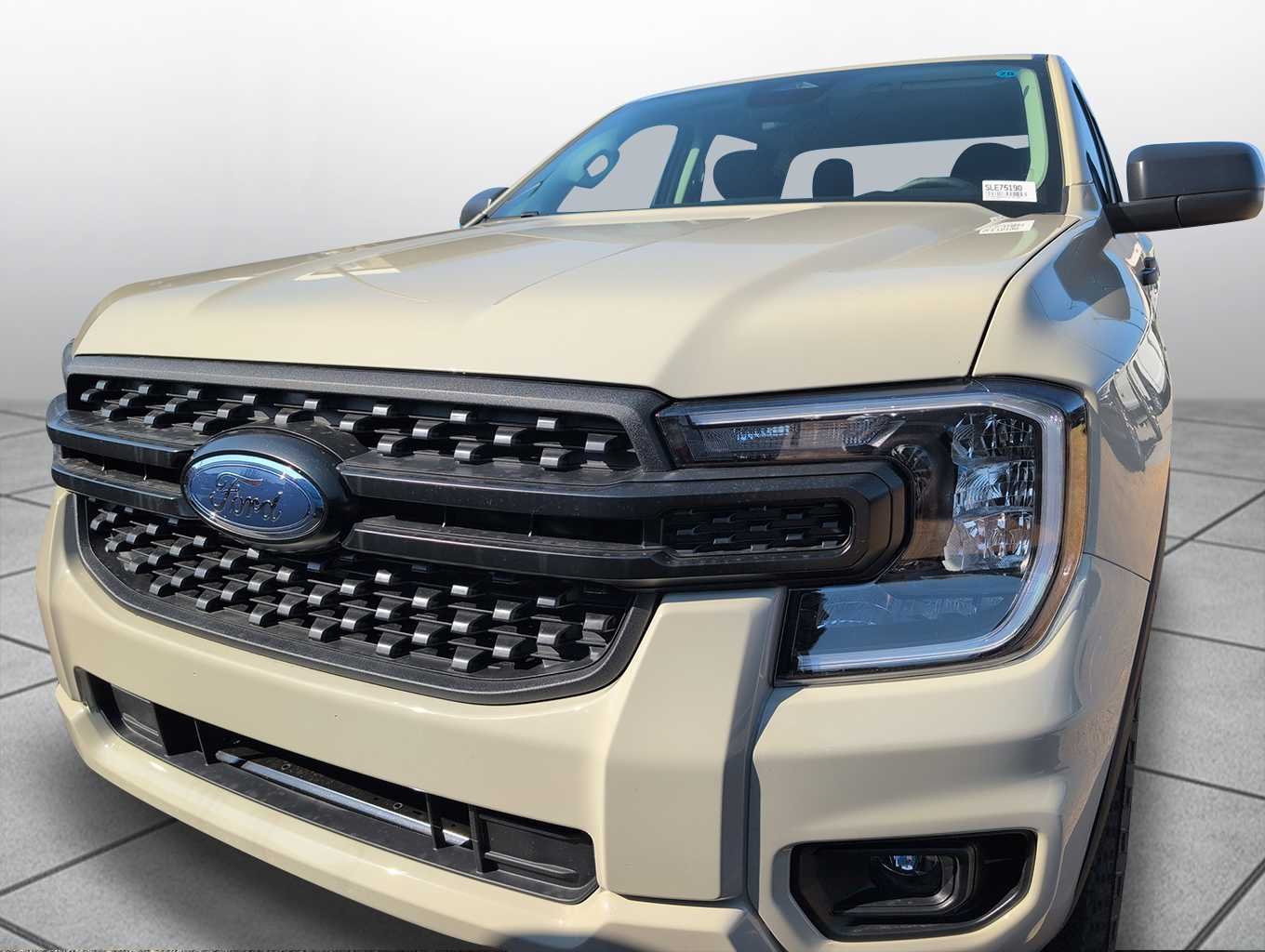 View vehicle photo 3