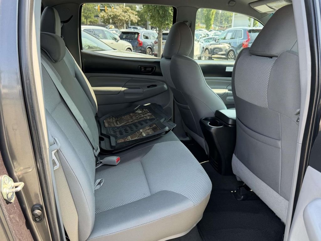 Used 2015 Gray Toyota Base image 12