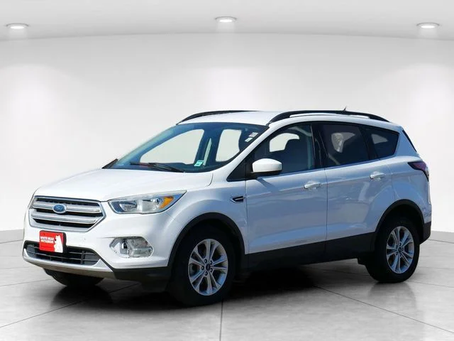 Used 2018 White Ford SE image 2