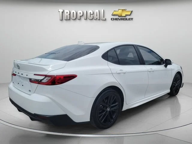 Used 2025 White Toyota LE image 5