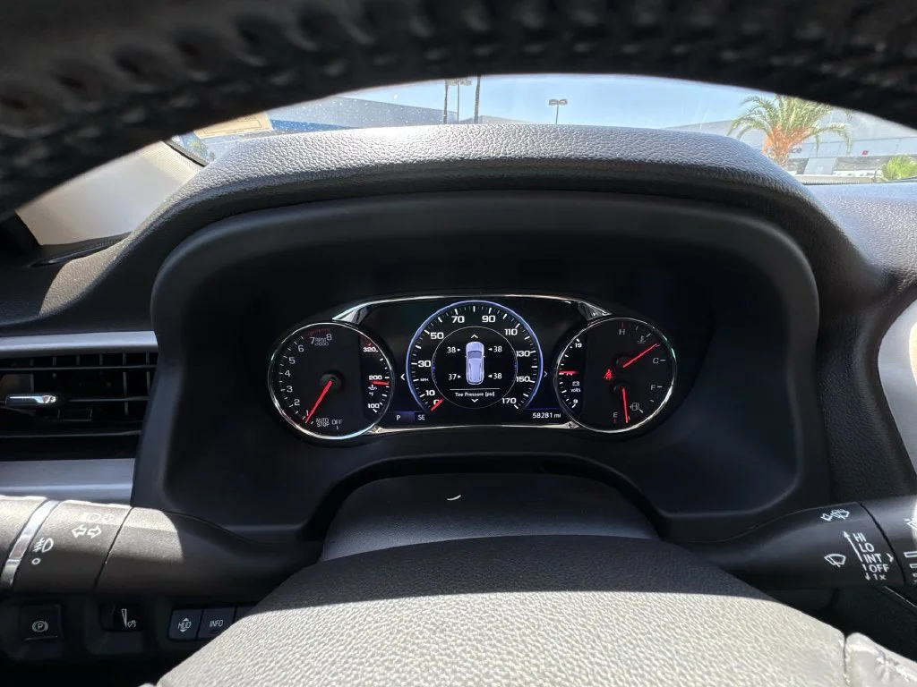 Used 2022 White GMC Denali image 11
