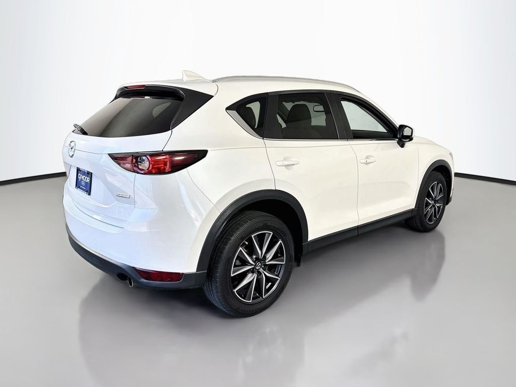 Used 2018 Snowflake White Pearl Mica Mazda Touring image 12