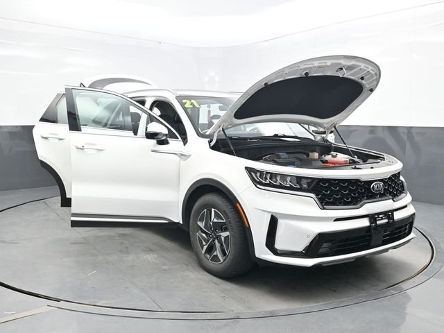 Used 2021 White Kia EX image 53