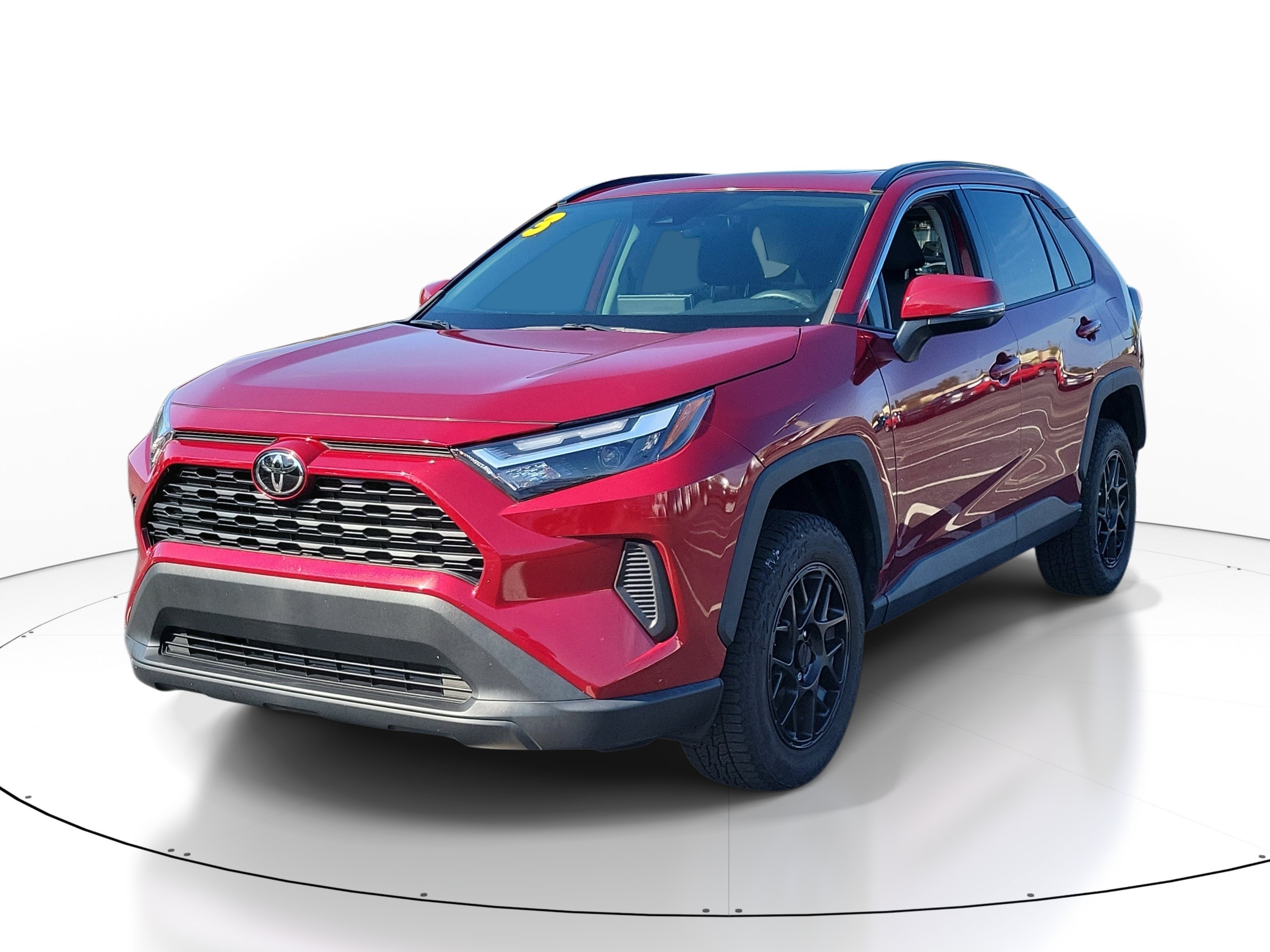 Used 2023 Pearl Toyota XLE image 2
