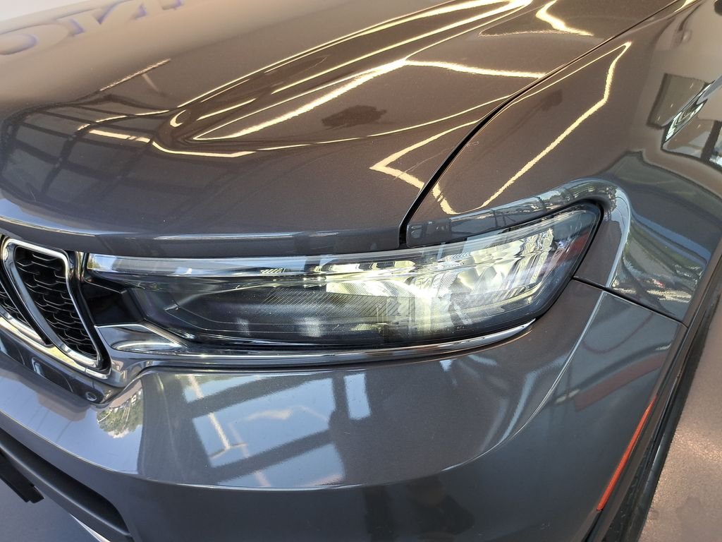 Used 2022 Gray Jeep Limited image 35