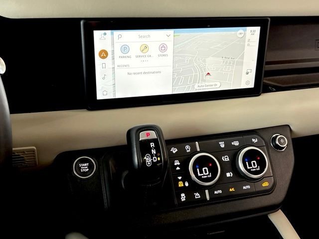 Used 2024 White Land Rover X-Dynamic SE image 36