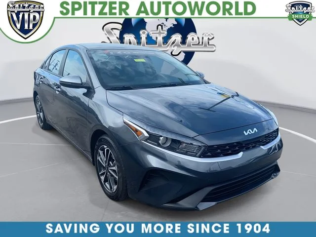 Used 2024 Gray Kia LXS image 1