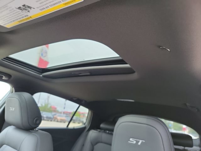 2026 Buick Envista Sport Touring - Photo 18