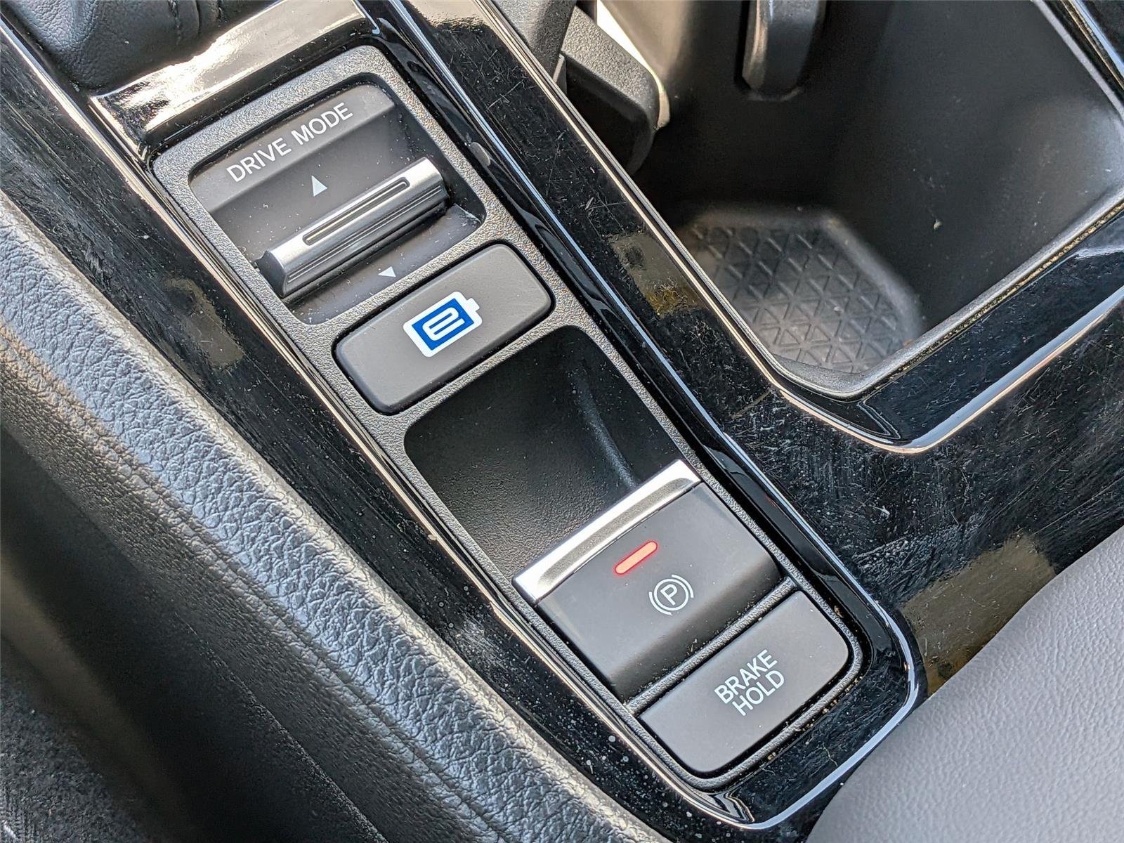 Used 2025 Crystal Black Pearl Honda Sport image 16