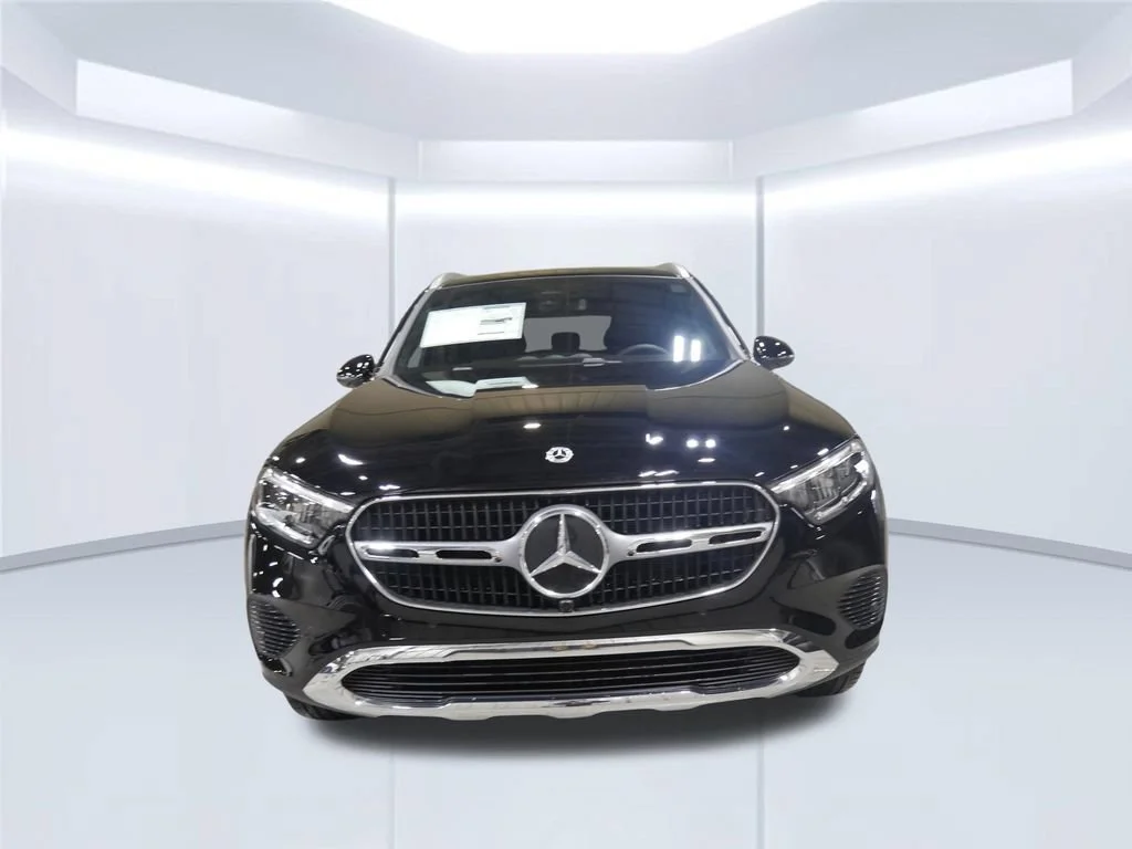 New 2026 Black Mercedes-Benz GLC 300 image 8