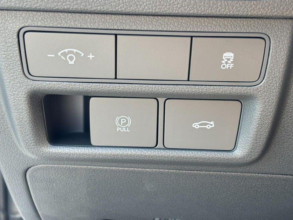 2025 Hyundai Sonata SEL - Photo 11