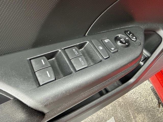 Used 2019  Honda LX image 22