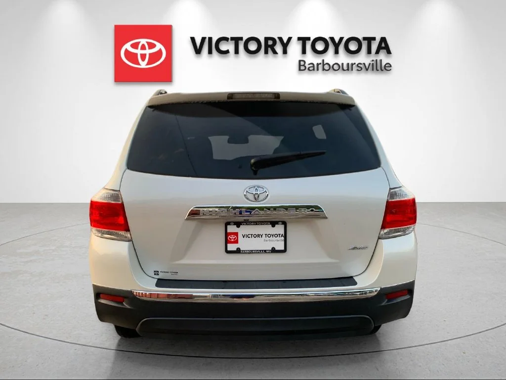Used 2012 White Toyota Limited image 4